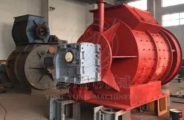 rotating feeder